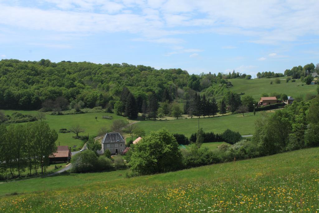 La Maison Du Bonheur Anlhiac المظهر الخارجي الصورة